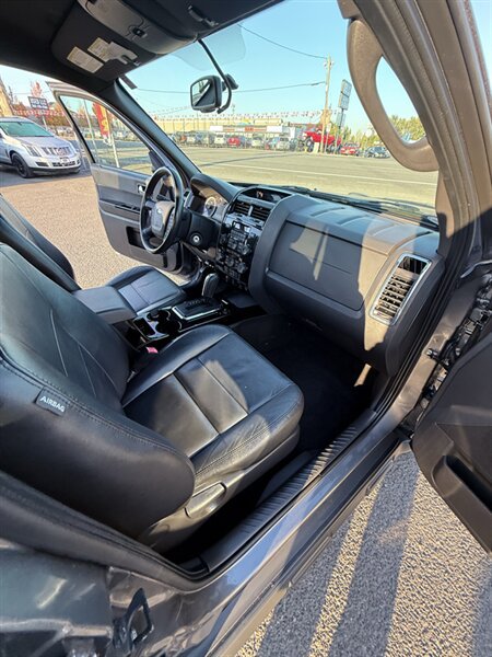 Used 2012 Ford Escape Limited AWD/4WD image 26