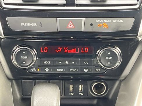 Used 2022 Mitsubishi Eclipse Cross SE image 15