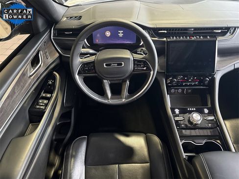 Used 2023 Jeep Grand Cherokee Overland w/ Luxury Tech Group IV image 26