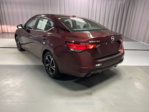 Used 2025 Nissan Sentra SV FWD image 5
