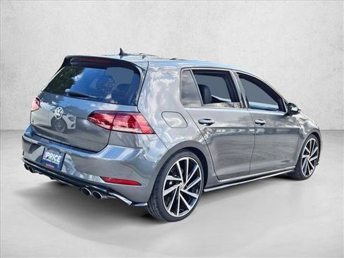Used 2019 Volkswagen Golf image 5
