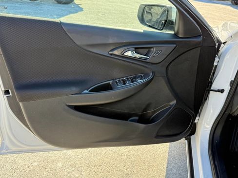 Certified 2021 Chevrolet Malibu RS image 15