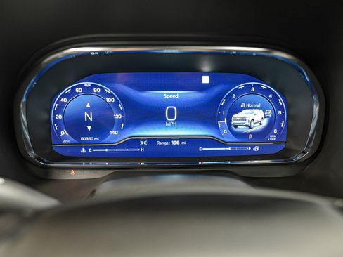 Used 2022 Chevrolet Tahoe RST w/ Luxury Package image 21