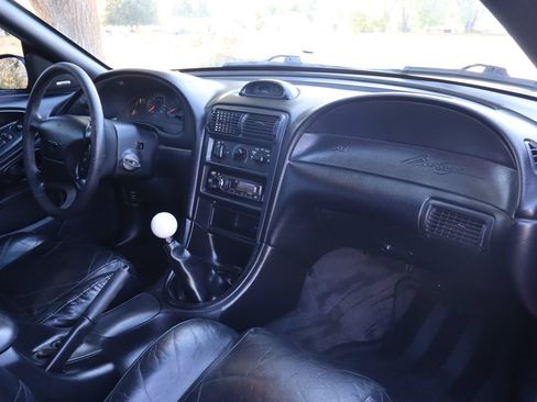 Used 1997 Ford Mustang GT RWD image 29
