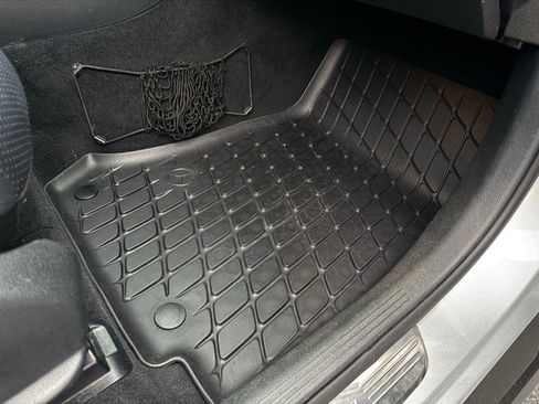 Used 2018 Mercedes-Benz GLC 300 image 13