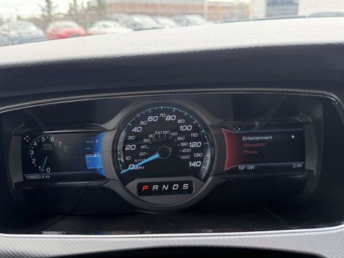 Used 2015 Ford Taurus SHO w/ Equipment Group 401A image 18