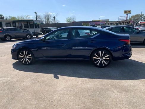 Used 2022 Nissan Altima 2.5 SR FWD image 9