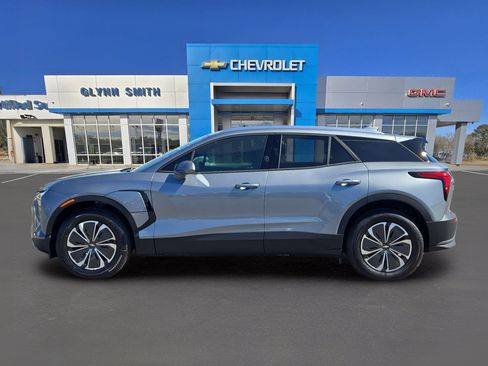 New 2025 Chevrolet Blazer EV LT image 12