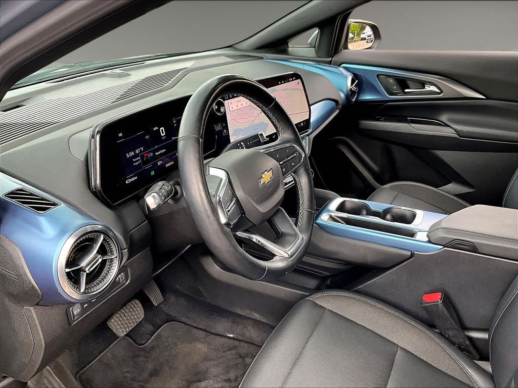 Used 2024 Chevrolet Equinox EV LT FWD image 8
