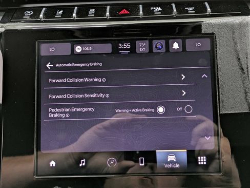 Used 2023 Jeep Grand Cherokee Laredo AWD/4WD image 7