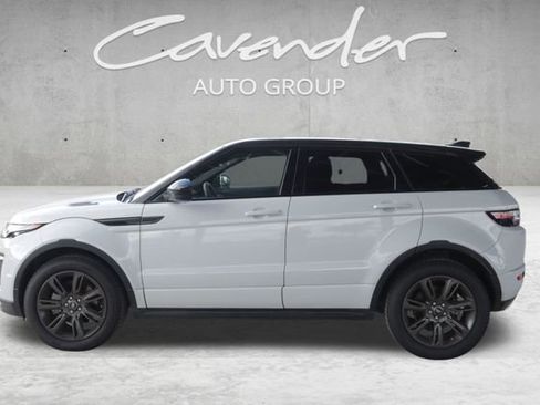 Used 2018 Land Rover Range Rover Evoque Landmark Edition image 4