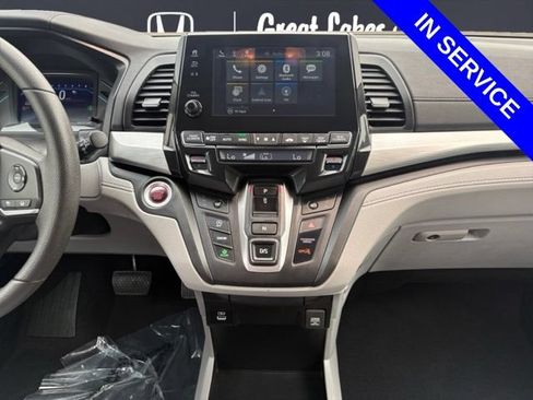 Used 2021 Honda Odyssey EX image 12