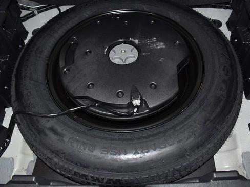 Used 2024 Nissan Murano SL image 38