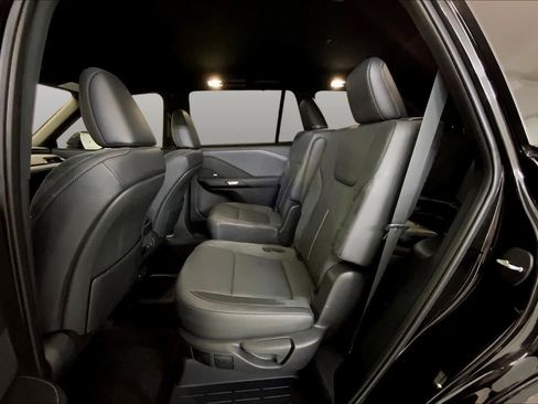 Used 2025 Lexus TX 550h AWD Plug-In Hybrid image 20