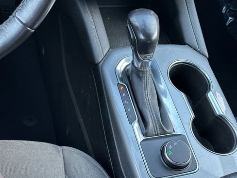 Used 2019 Chevrolet Blazer LT image 21