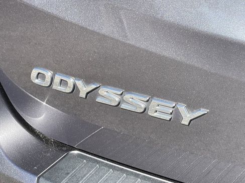 Used 2018 Honda Odyssey EX image 16