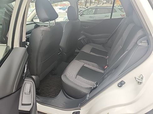Used 2025 Subaru Outback Premium image 6