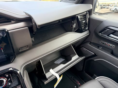 New 2026 GMC Sierra 1500 AT4X image 21