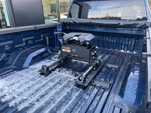 Used 2022 GMC Sierra 2500 SLE w/ Snow Plow Prep/Camper Package image 11