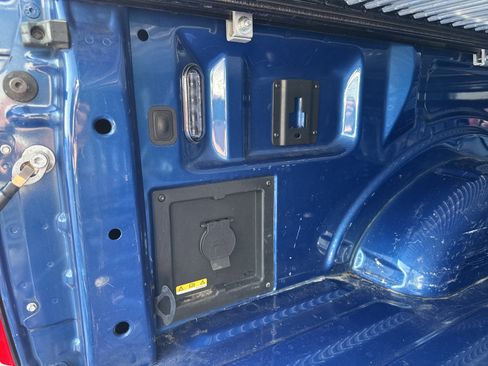 Certified 2022 Ford F150 XLT w/ Equipment Group 302A High image 16