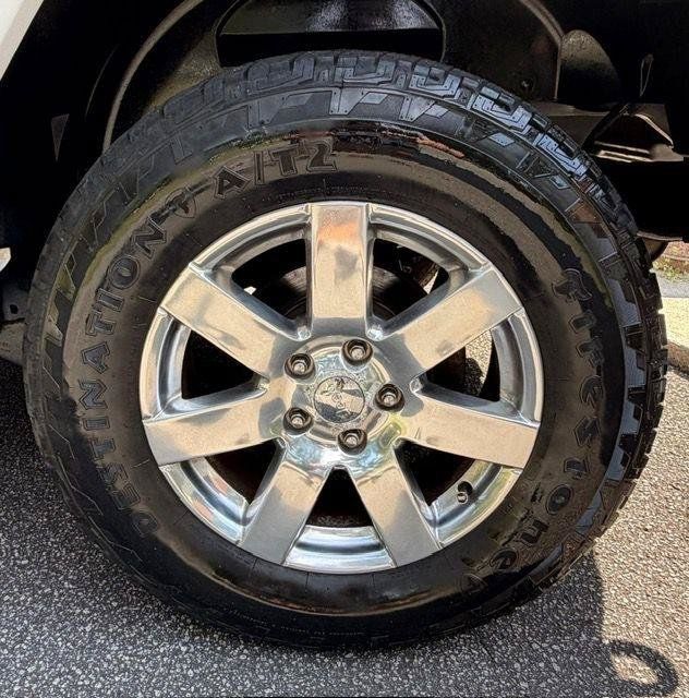 Used 2013 Jeep Wrangler Unlimited Sahara w/ Dual Top Group AWD/4WD image 20