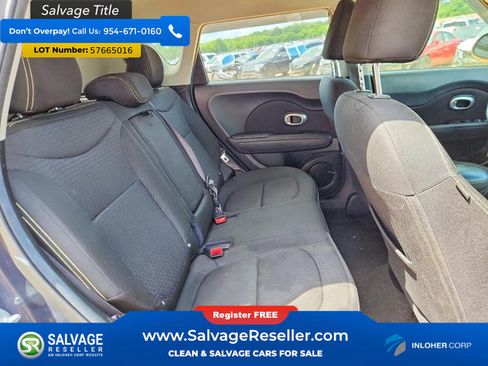 Used 2015 Kia Soul + FWD image 15