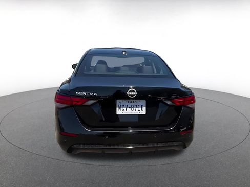Used 2025 Nissan Sentra SV FWD image 12