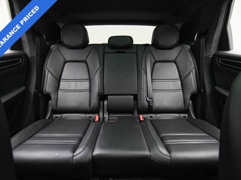 Used 2023 Porsche Cayenne GTS image 18