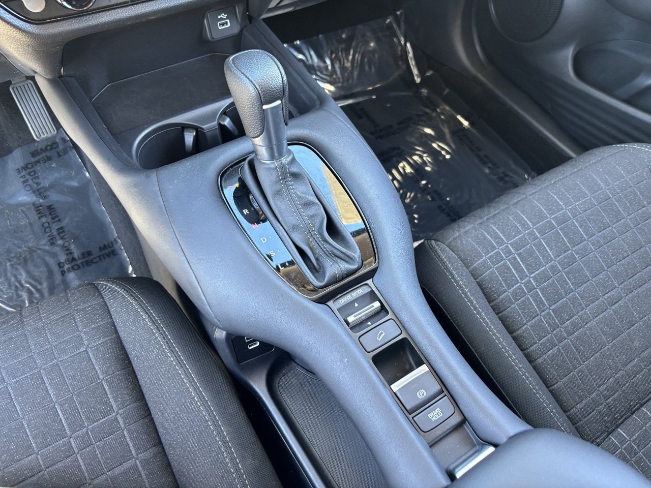 Used 2025 Honda HR-V LX image 23