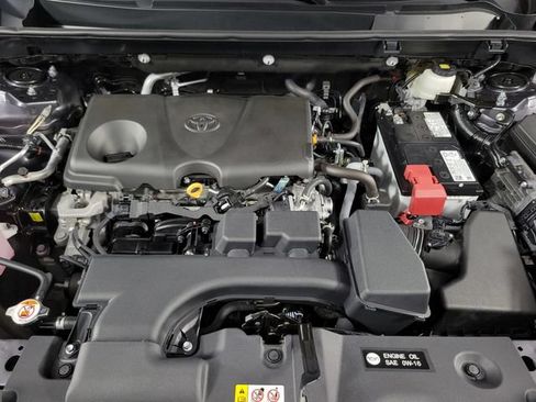 Used 2024 Toyota RAV4 LE FWD image 13