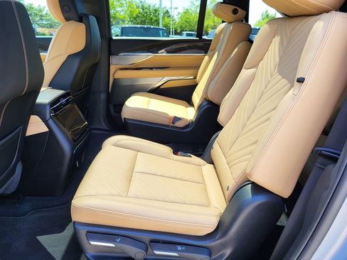 New 2025 Cadillac Escalade IQ Luxury 2 w/ LPO, Etrunk Organizer Package image 5