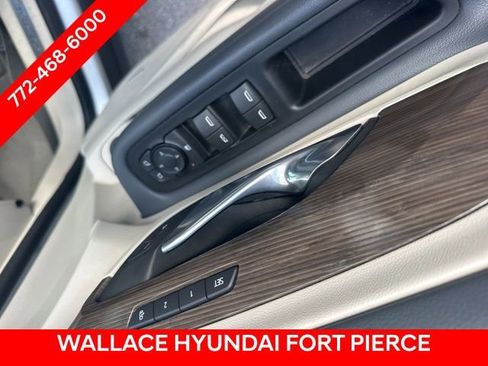 Used 2022 GMC Terrain Denali AWD/4WD image 17