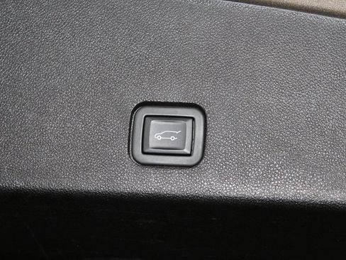 Certified 2023 Cadillac XT6 Sport image 31