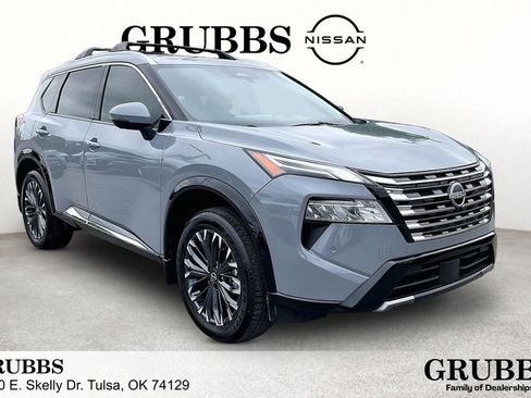 Used 2025 Nissan Rogue Platinum AWD/4WD image 1