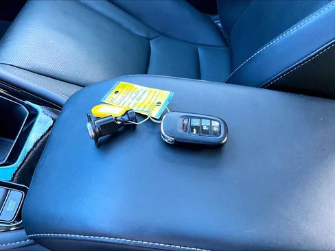 Used 2024 Honda Accord Touring image 15