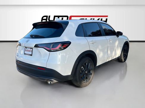 Used 2025 Honda HR-V Sport image 7
