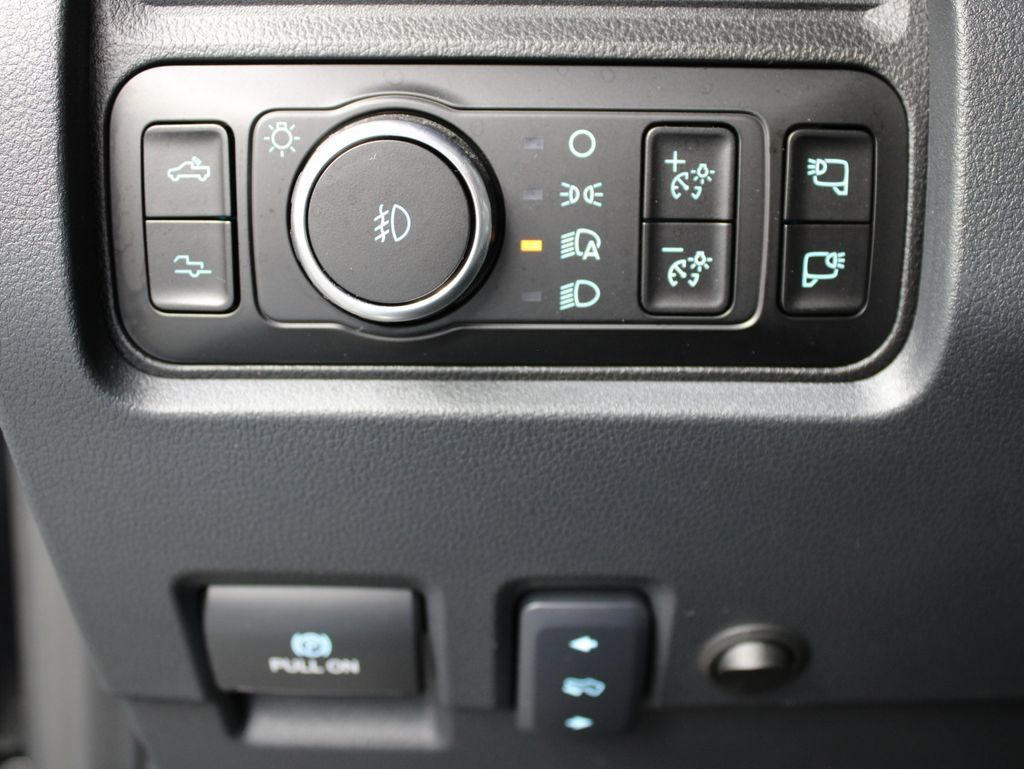 Used 2026 Ford F450 Platinum AWD/4WD image 68