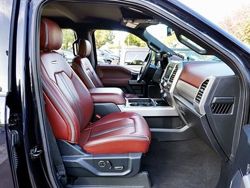 Used 2021 Ford F250 Platinum w/ FX4 Off-Road Package image 12