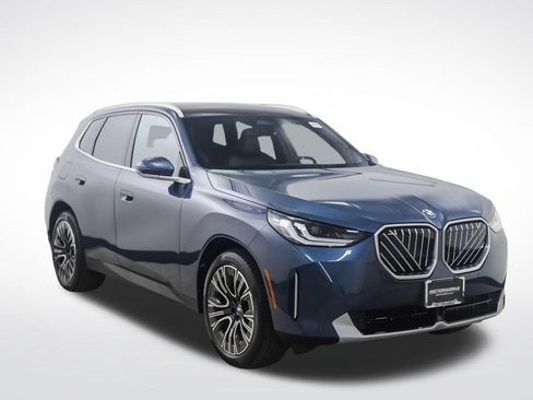 Used 2025 BMW X3 xDrive30i w/ Convenience Package AWD/4WD image 7