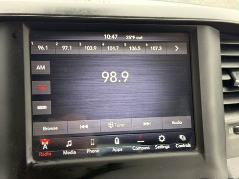 Used 2019 RAM 1500 Big Horn image 28