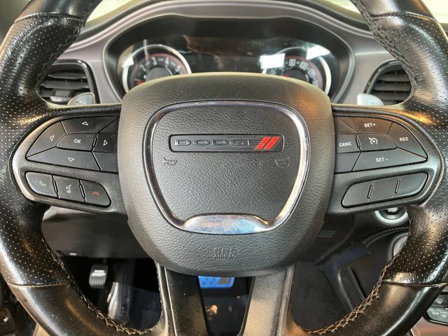 Used 2023 Dodge Challenger R/T RWD image 10