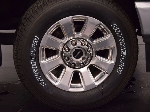 Used 2022 Ford F250 Platinum AWD/4WD image 10