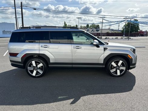 Certified 2026 Hyundai Santa Fe Limited AWD/4WD image 7