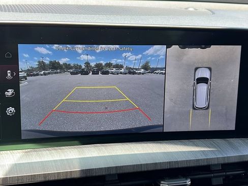 Used 2024 Kia Telluride SX FWD image 17