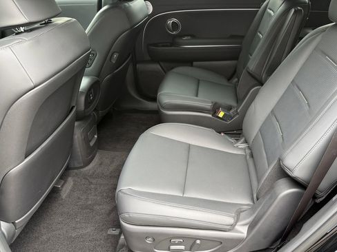 New 2026 Hyundai Palisade Calligraphy FWD image 11