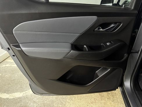 Used 2019 Chevrolet Traverse LT image 46