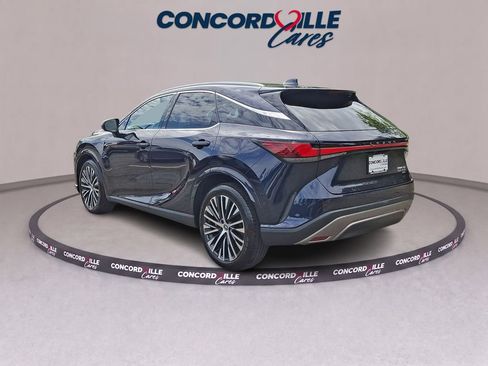 Used 2023 Lexus RX 350 Premium Plus w/ Cold Area Package AWD/4WD image 4