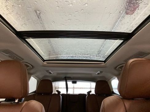 Used 2019 Subaru Ascent Touring w/ Popular Package #3 AWD/4WD image 19