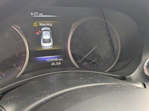 Used 2015 INFINITI Q50 Premium w/ Navigation Package image 8