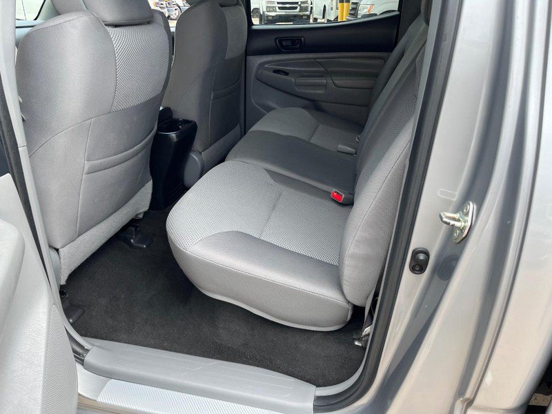 Used 2015 Toyota Tacoma PreRunner w/ TRD Sport Package RWD image 10